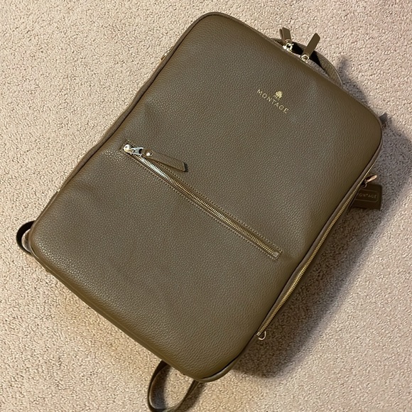 Montage Backpack - Picture 3 of 9